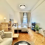Tas Residences 1-2 Apartman