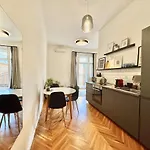 Appartement Tas Residences 1-2