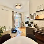 Tas Residences 1-2
