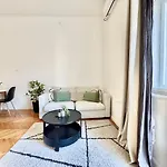Tas Residences 1-2 *