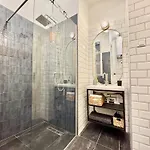 Apartman Tas Residences 1-2 *